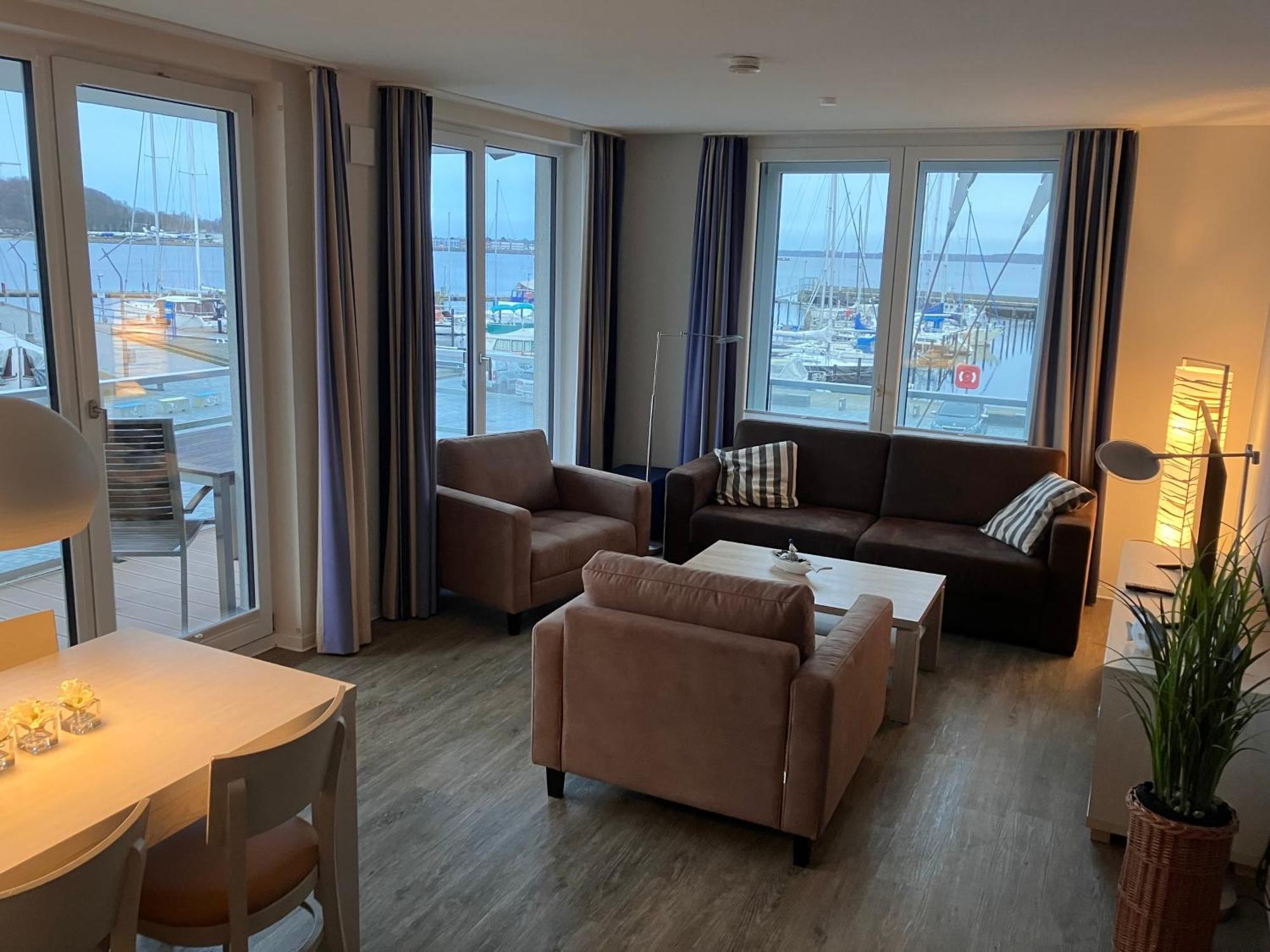 Apartment 10 - "Borbyblick" - Blickrichtung Hafen Und Offene See Eckernfoerde Ngoại thất bức ảnh